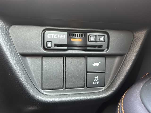 ホンダ ＺＲ－Ｖ ハイブリッド e:HEV Z 静岡県 2024(令6)年 1.2万km クリスタルブラックパール ホンダセンシング/・衝突軽減ブレーキ/・レーンキープアシスト/・アクティブクルーズコントロール/・ロードサインアシスト/・ブラインドスポットモニター/純正メーカーナビ/・フルセグTV/・Bluetooth/ラジオ/主要装備/・レザーシート/・シートヒーター/・ブレーキホールド/・ETC2.0/・パワーバックドア/・パワーシート/・ステアリングリモコン/・置くだけ充電/・オートライト/・コーナーセンサー