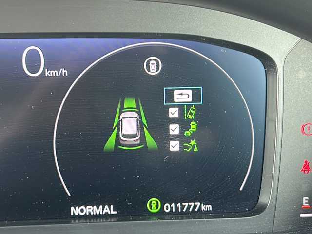 ホンダ ＺＲ－Ｖ ハイブリッド e:HEV Z 静岡県 2024(令6)年 1.2万km クリスタルブラックパール ホンダセンシング/・衝突軽減ブレーキ/・レーンキープアシスト/・アクティブクルーズコントロール/・ロードサインアシスト/・ブラインドスポットモニター/純正メーカーナビ/・フルセグTV/・Bluetooth/ラジオ/主要装備/・レザーシート/・シートヒーター/・ブレーキホールド/・ETC2.0/・パワーバックドア/・パワーシート/・ステアリングリモコン/・置くだけ充電/・オートライト/・コーナーセンサー