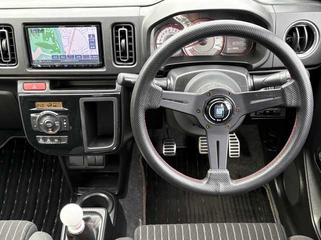 スズキ アルト ワークス 大分県 2017(平29)年 8.1万km スチールシルバーM 柿本マフラー/社外足回り/社外ステアリング/純正ステアリング、サス積み込み/社外メモリーナビ/フルセグ/DVD/純正15インチアルミホイール/ビルトインETC/スマートキー/エンジンプッシュスタート/純正HIDヘッドライト/オートライトコントロール