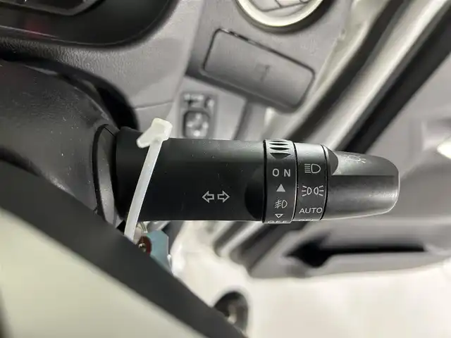 日産 デイズ ルークス ハイウェイスターX Gパッケージ 佐賀県 2014(平26)年 5.3万km ホワイトパール 純正ナビ/フルセグTV/CD/DVD/SD/USB/全方位カメラ/アイドリングストップ/オートライト/HIDヘッドライト/フォグライト/サーキュレーター/両側パワースライドドア/後席サンシェード/シートバックテーブル/ステアリングスイッチ/電動格納ミラー/プッシュスタート/スマートキー/スペアキー/純正フロアマット/純正15インチAW/ISOFIX対応