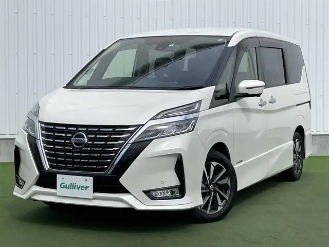日産 セレナ ハイウェイスター V 香川県 2020(令2)年 5.5万km ブリリアントホワイトパール 登録時走行距離：54813ｋｍ/純正10型SDナビゲーション/→CD/DVD再生/→フルセグTV/アラウンドビューモニター/ブラインドスポットモニター/前方ドライブレコーダー/ETC/クルーズコントロール/コーナーセンサー/USB接続/オートエアコン/後席エアコン/純正アルミホイール/LEDオートライト/フォグランプ/衝突被害軽減システム　/スマートキー