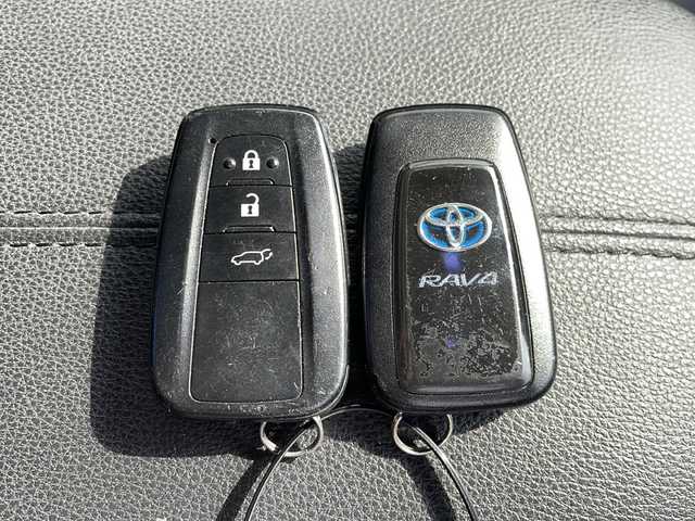 トヨタ ＲＡＶ４ ハイブリットG 岐阜県 2019(令1)年 15.3万km アティチュードブラックマイカ 純正ＳＤナビ　/バックカメラ　/モデリスタエアロ　/ビルトインＥＴＣ　/クルーズコントロール/衝突軽減システム　/横滑り防止装置　/レーンキープアシスト　/前後コーナーセンサー　/レザーシート　/シートヒーター　/ＬＥＤヘッドライト　/オートライト/4WD/電動リアゲート/プッシュスタート/スマートキー/スペアキー