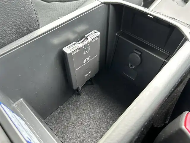 トヨタ ヴァンガード 240S Gパッケージ 佐賀県 2011(平23)年 7.1万km ホワイトパールクリスタルシャイン 純正HDDナビゲーション/・フルセグTV/CD/DVD/Bluetooth/バックカメラ/オートエアコン/クルーズコントロール/ハーフレザーシート/シートヒーター/プッシュスタート/スマートキー/コーナーセンサー/ETC/純正フロアマット/スペアキー1本