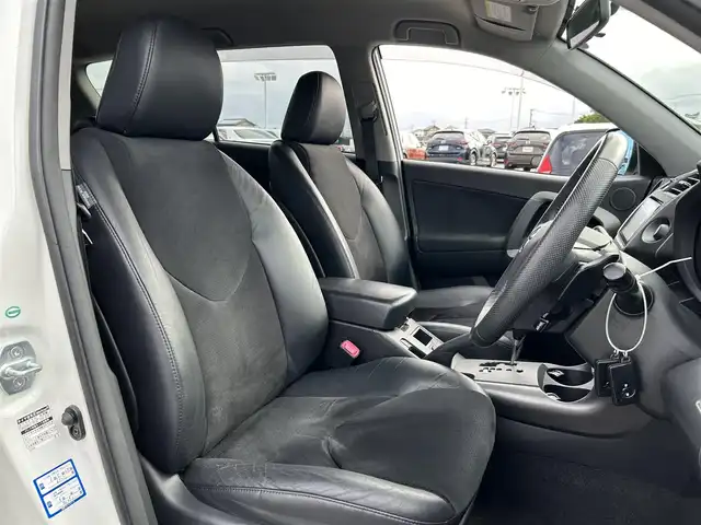 トヨタ ヴァンガード 240S Gパッケージ 佐賀県 2011(平23)年 7.1万km ホワイトパールクリスタルシャイン 純正HDDナビゲーション/・フルセグTV/CD/DVD/Bluetooth/バックカメラ/オートエアコン/クルーズコントロール/ハーフレザーシート/シートヒーター/プッシュスタート/スマートキー/コーナーセンサー/ETC/純正フロアマット/スペアキー1本