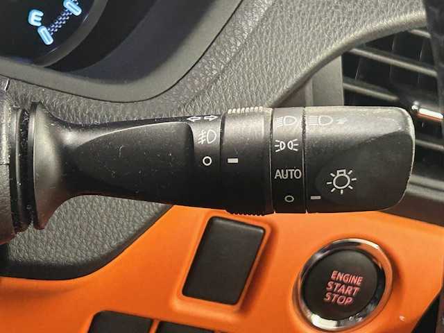 トヨタ ヴォクシー ZS 静岡県 2014(平26)年 10.8万km ブラッキッシュアゲハガラスフレーク (株)IDOMが運営する【じしゃロン浜松店】の自社ローン専用車両になりますこちらは現金またはオートローンご利用時の価格です。自社ローンご希望の方は別途その旨お申付け下さい/純正ナビ（NSZN-W64T）/CD/DVD/AM/FM/Bluetooth/左側パワースライドドア/バックカメラ/ETC/スマートキー