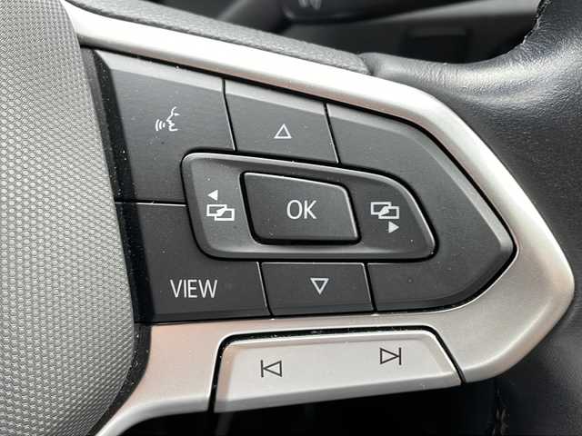 フォルクスワーゲン ＶＷ Ｔ－クロス TSI アクティブ 山形県 2021(令3)年 3.7万km ピュアホワイト 純正ナビ/Bluetooth接続/バックカメラ/前後ドライブレコーダー/レーダークルーズコントロール/BSM/パーキングアシスト/パークディスタンスコントロール/アイドリングストップ/LEDヘッドライト/フォグランプ/プッシュスタート/純正16インチアルミ（ノーマルタイヤ装着）/社外16インチアルミ（スタッドレス装着）車載/スペアキー
