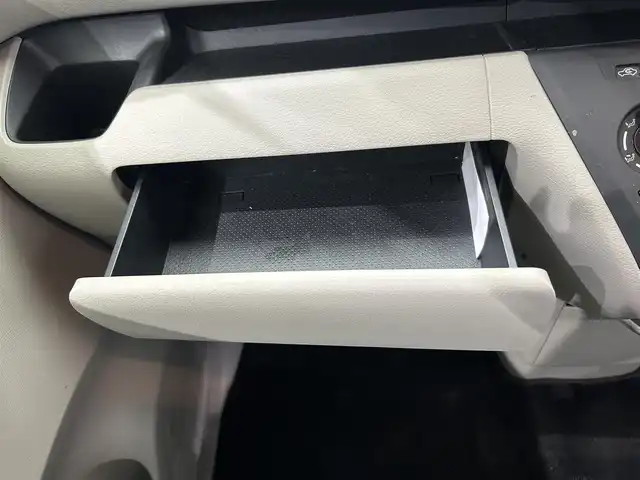 三菱 ｅＫスペース M 鹿児島県 2020(令2)年 5.9万km スターリングシルバーM 社外ナビ　/Ｂｌｕｅｔｏｏｔｈ　/バックカメラ　/両側スライド　/前席シートヒーター　/フルセグＴＶ　/前後コーナーセンサー　/社外フロアマット　/電格ミラー　/ヘッドライトレベライザー　/リモコンキー　/ＵＳＢ入力端子/ステアリングリモコン/アイドリングストップ/DVD再生/カーテンエアバッグ