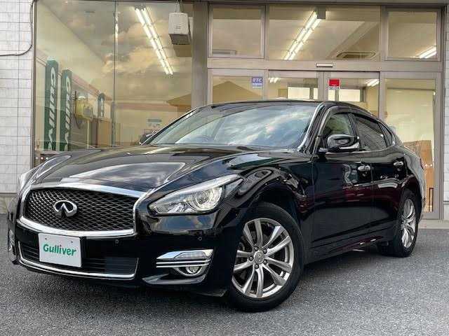 日産 フーガ 370GT FOUR 埼玉県 2015(平27)年 11.1万km スーパーブラック メーカーナビ/【CD/DVD/フルセグ/Bluetooth】/本革シート/アラウンドビューカメラ/ETC/レーダークルーズコントロール/前後コーナーセンサー/前席パワーシート/シートエアコン/衝突軽減ブレーキ