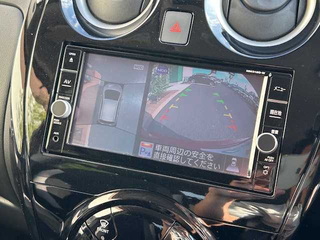 日産 ノート e－パワー X 茨城県 2019(令1)年 6万km ガーネットレッド 純正ナビ/（FM/AM/BT/フルセグ） /全方位カメラ /オートクルーズコントロール /スマートキー /プッシュスタート /衝突軽減ブレーキ /オートライト /LEDヘッドライト /デジタルインナーミラー /ETC/ドアバイザー/コーナーセンサー