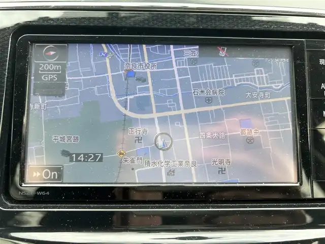 トヨタ プリウス α S ツーリングセレクション 奈良県 2015(平27)年 3.5万km ホワイトパールクリスタルシャイン ワンオーナー/フルセグテレビ/バックカメラ/Bluetooth/ドアバイザー/ビルドインETC/オートライト（LED）/スマートボタン/追従式クルーズコントロール/取扱説明書/保証書/スペアキー/純正ナビ