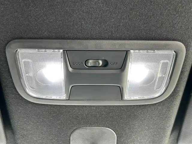 ホンダ Ｎ ＢＯＸ カスタム G L ターボ ホンダセンシング 埼玉県 2020(令2)年 1.3万km プラチナホワイトパール メモリナビ/フルセグテレビ/バックカメラ/クルーズコントロール/ドアバイザー/プッシュスタート/両側パワースライドドア/ETC/保証書/取扱説明書/ナビ取扱説明書/ハーフレザーシート/前後ドラレコ/フォグランプ