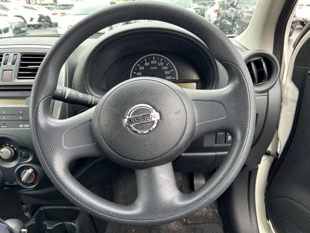 日産 マーチ 12S 高知県 2014(平26)年 6.7万km ブリリアントホワイトパール 取扱説明書/記録簿/ABS/横滑り防止/エアコン