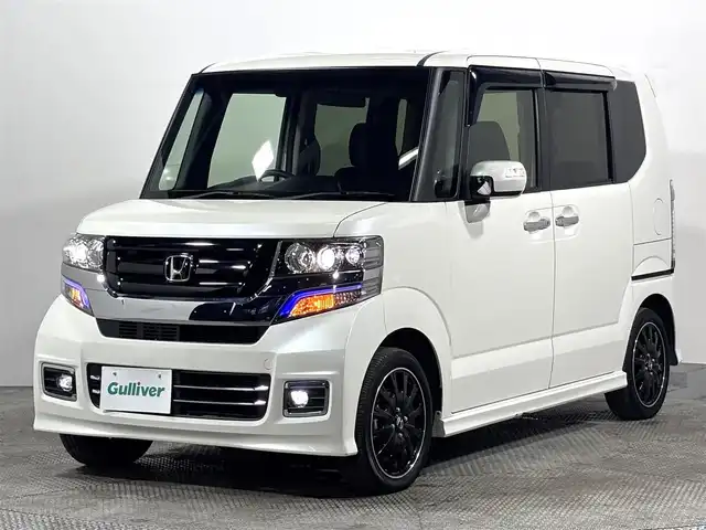 ホンダ Ｎ ＢＯＸ カスタムGターボSSブラッククタイル 大阪府 2017(平29)年 2.3万km プレミアムホワイトパールⅡ 純正ナビTV バックカメラ 両側パワースライドドア ハーフレザー シートヒーター クルーズコントロール 衝突軽減ブレーキ スマートキー プッシュスタート オートライト アイドリングストップ ETC