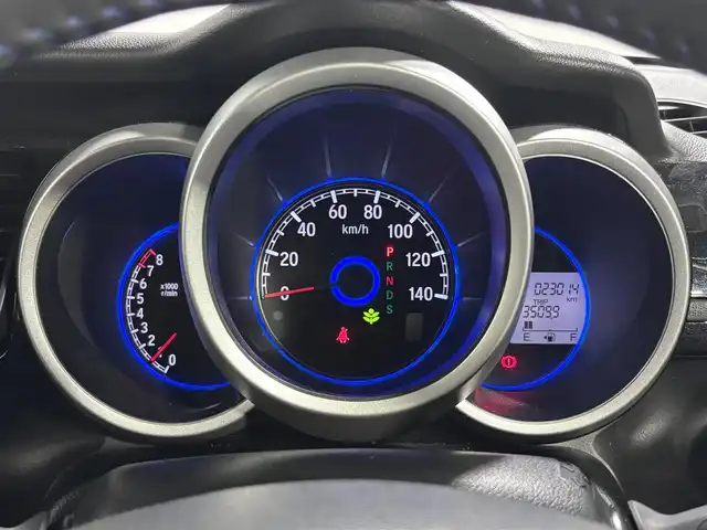 ホンダ Ｎ ＢＯＸ カスタムGターボSSブラッククタイル 大阪府 2017(平29)年 2.3万km プレミアムホワイトパールⅡ 純正ナビTV バックカメラ 両側パワースライドドア ハーフレザー シートヒーター クルーズコントロール 衝突軽減ブレーキ スマートキー プッシュスタート オートライト アイドリングストップ ETC