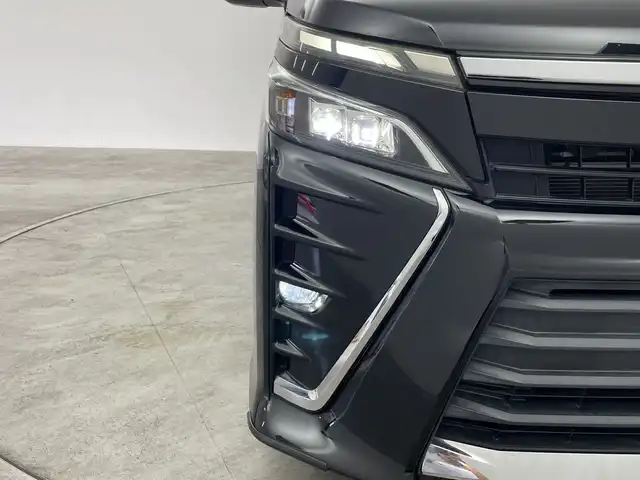 トヨタ ヴォクシー ハイブリッド ZS 煌 群馬県 2018(平30)年 4.4万km ブラック 社外９型ナビ　フルセグＴＶ　バックカメラ　両側電動スライドドア　衝突被害軽減ブレーキ　レーンアシスト　クルーズコントロール　シートヒーター　ビルトインＥＴＣ　ＬＥＤヘッドライト　スマートキー