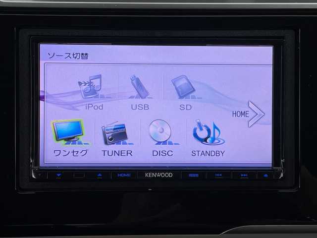 ホンダ フィット 13G Fパッケージ 新潟県 2015(平27)年 7.1万km ブリリアントスポーティブルーメタリック2トーン 4WD/スマートキー/メモリナビ　型式MDV-L402/CD/DVD/SD/ワンセグ/バックカメラ/バイザー/フロアマット/スタッドレスタイヤ4本セット/取扱説明書