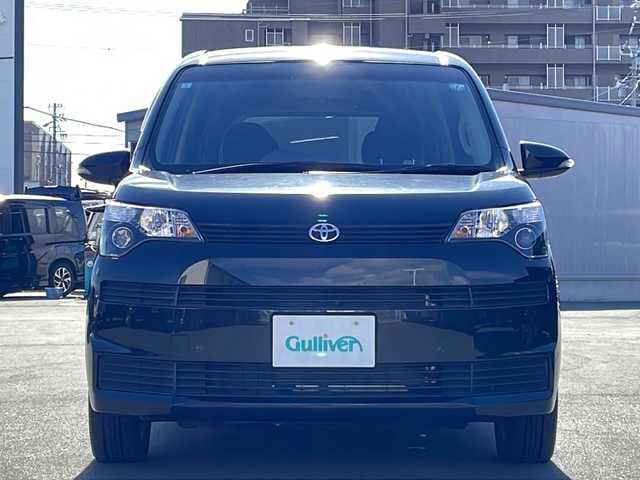 トヨタ スペイド G 長野県 2015(平27)年 1.5万km ブラックマイカ 禁煙車/４ＷＤ/社外ナビ【CN-R300WD】/（ＣＤ／ＤＶＤ／フルセグＴＶ）/バックカメラ/片側パワースライドドア/シートヒーター/革巻きステアリング/リモコンキー/電動格納ミラー/センターデフロック/純正１５インチＡＷ/純正フロアマット