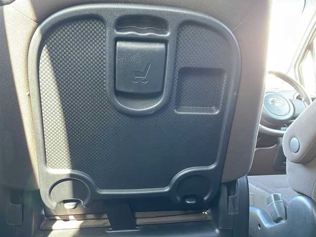 トヨタ スペイド G 長野県 2015(平27)年 1.5万km ブラックマイカ 禁煙車/４ＷＤ/社外ナビ【CN-R300WD】/（ＣＤ／ＤＶＤ／フルセグＴＶ）/バックカメラ/片側パワースライドドア/シートヒーター/革巻きステアリング/リモコンキー/電動格納ミラー/センターデフロック/純正１５インチＡＷ/純正フロアマット