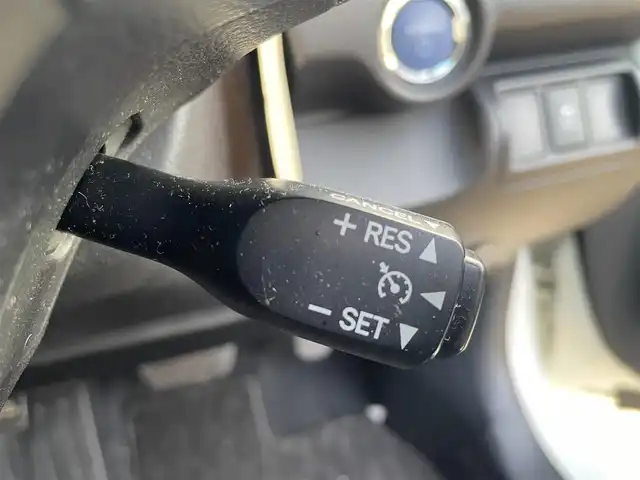 トヨタ カムリ ハイブリット Gパッケージ 福岡県 2016(平28)年 9.3万km ホワイトパールクリスタルシャイン 純正8型SDナビ(フルセグTV/CD/DVD/BT)/バックカメラ/衝突軽減/横滑り防止/ドラレコ/ETC/純正フロアマット/純正LED/純正アルミホイール/プッシュスタート/スマートキー