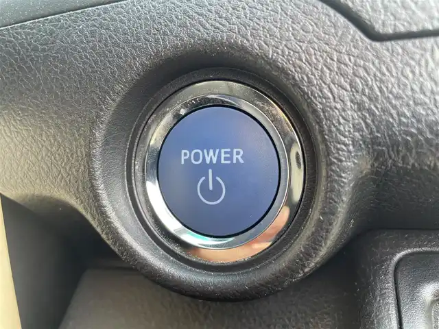 トヨタ カムリ ハイブリット Gパッケージ 福岡県 2016(平28)年 9.3万km ホワイトパールクリスタルシャイン 純正8型SDナビ(フルセグTV/CD/DVD/BT)/バックカメラ/衝突軽減/横滑り防止/ドラレコ/ETC/純正フロアマット/純正LED/純正アルミホイール/プッシュスタート/スマートキー