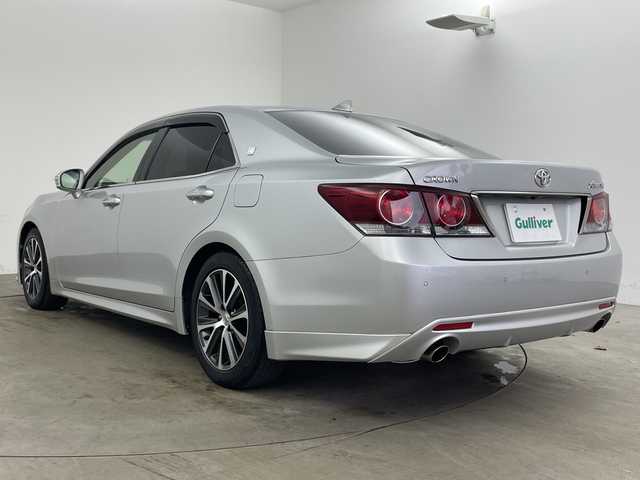 トヨタ クラウン アスリート S-T 兵庫県 2016(平28)年 5.3万km シルバーM ・純正ナビ/CD/BT/AUX/TV/USB/・左右独立エアコン/・アイドリングストップ/・横滑り防止装置/・プリクラッシュセーフティ/・レーンディパーチャーアラート/・レーダークルーズコントロール/・ビルトインETC/・バックカメラ/・コーナーセンサー/・オートマチックハイビーム/・オートライト/・LEDヘッドライト/・純正アルミホイール