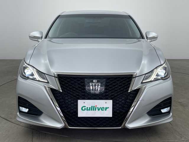 トヨタ クラウン アスリート S-T 兵庫県 2016(平28)年 5.3万km シルバーM ・純正ナビ/CD/BT/AUX/TV/USB/・左右独立エアコン/・アイドリングストップ/・横滑り防止装置/・プリクラッシュセーフティ/・レーンディパーチャーアラート/・レーダークルーズコントロール/・ビルトインETC/・バックカメラ/・コーナーセンサー/・オートマチックハイビーム/・オートライト/・LEDヘッドライト/・純正アルミホイール