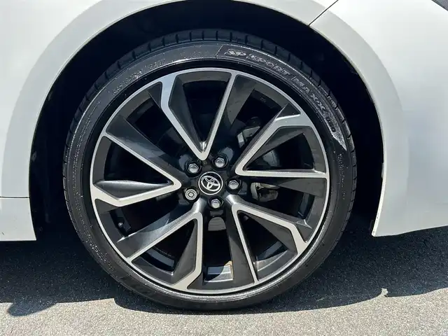 トヨタ カローラ スポーツ ハイブリッドG Z 奈良県 2019(令1)年 2.6万km スーパーホワイトⅡ 純正ナビ　/フルセグＴＶ　/BT/CD/DVD/SD/USB/ドライブレコーダー　/バックカメラ　/純正ＥＴＣ　/追従型クルーズコントロール　/ハーフレザーシート　/シートヒーター　/フォグランプ　/スマートキー　/衝突被害軽減システム　/コーナーセンサー/LEDヘッドライト/オートライト/オートマチックハイビーム/レーンキープアシスト