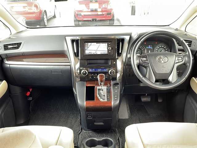 トヨタ アルファード X 岐阜県 2016(平28)年 8.1万km ホワイトパールクリスタルシャイン /ワンオーナー//純正ナビ//フルセグTV/Bluetooth/CD/DVD//両側パワースライドドア//バックカメラ//コーナーセンサー//前方ドライブレコーダー//ビルトインETC//オートライト//横滑り防止装置//盗難防止装置//純正フロアマット//純正16インチAW//スマートキー//スペアキー