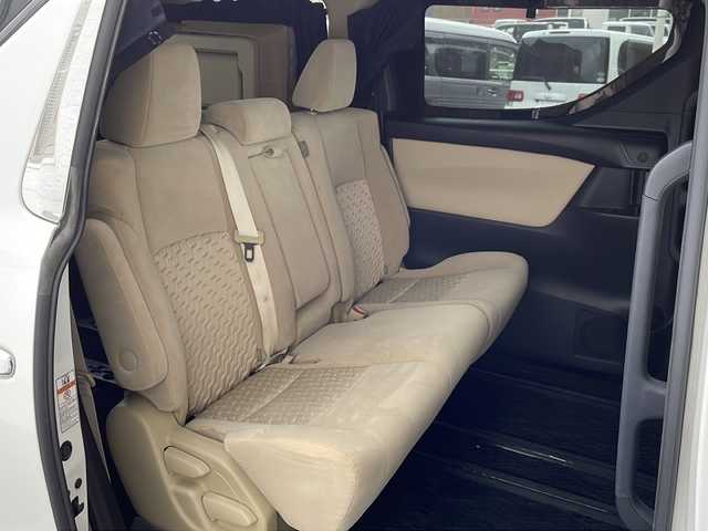 トヨタ アルファード X 岐阜県 2016(平28)年 8.1万km ホワイトパールクリスタルシャイン /ワンオーナー//純正ナビ//フルセグTV/Bluetooth/CD/DVD//両側パワースライドドア//バックカメラ//コーナーセンサー//前方ドライブレコーダー//ビルトインETC//オートライト//横滑り防止装置//盗難防止装置//純正フロアマット//純正16インチAW//スマートキー//スペアキー