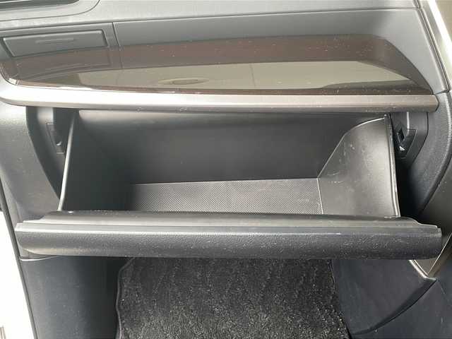 トヨタ アルファード X 岐阜県 2016(平28)年 8.1万km ホワイトパールクリスタルシャイン /ワンオーナー//純正ナビ//フルセグTV/Bluetooth/CD/DVD//両側パワースライドドア//バックカメラ//コーナーセンサー//前方ドライブレコーダー//ビルトインETC//オートライト//横滑り防止装置//盗難防止装置//純正フロアマット//純正16インチAW//スマートキー//スペアキー