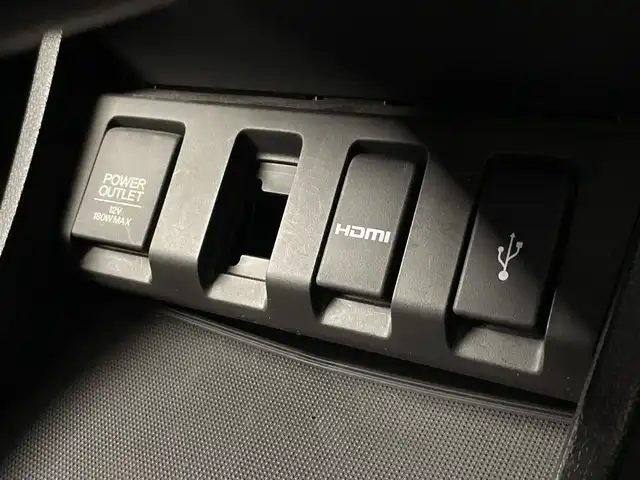 ホンダ ヴェゼル ハイブリッド RS ホンダセンシング 愛知県 2018(平30)年 4万km プラチナホワイトパール 禁煙車/８Vインチナビ/（CD/DVD/Bluetooth/フルセグTV/HDMI)/バックカメラ/ホンダセンシング/・衝突軽減ブレーキ/・レーンキープアシスト/・レーントレーシングアシスト/前後ドライブレコーダー/ETC/シートヒーター/スマートキー/プッシュスタート/純正18インチアルミホイール/純正フロアマット/チップアップシート/LEDヘッドライト/オートライト/フロントフォグランプ/横滑り防止装置