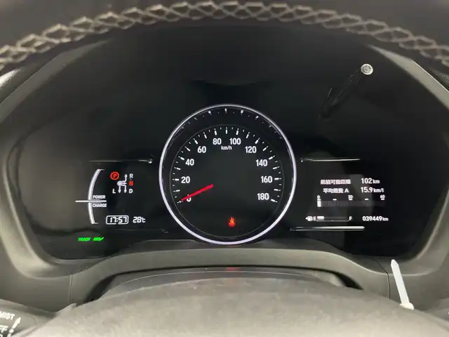 ホンダ ヴェゼル ハイブリッド RS ホンダセンシング 愛知県 2018(平30)年 4万km プラチナホワイトパール 禁煙車/８Vインチナビ/（CD/DVD/Bluetooth/フルセグTV/HDMI)/バックカメラ/ホンダセンシング/・衝突軽減ブレーキ/・レーンキープアシスト/・レーントレーシングアシスト/前後ドライブレコーダー/ETC/シートヒーター/スマートキー/プッシュスタート/純正18インチアルミホイール/純正フロアマット/チップアップシート/LEDヘッドライト/オートライト/フロントフォグランプ/横滑り防止装置