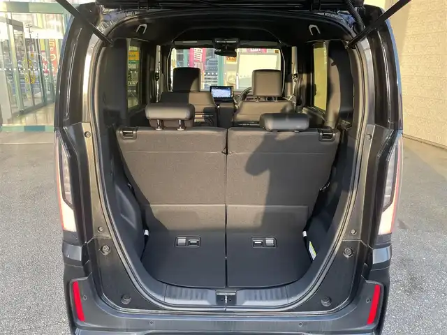 ホンダ Ｎ ＢＯＸ カスタム ターボ 愛知県 2023(令5)年 0.2万km クリスタルブラックパール 登録時走行距離1271km/ワンオーナー/純正9インチSDナビ/(Bluetooth/フルセグTV/DVD)/バックカメラ/コーナーセンサー/ホンダセンシング/衝突軽減ブレーキ/誤発信抑制機能/路外逸脱抑制機能/歩行者事故低減ステアリング/先行車発進告知/標識認識機能/オートハイビーム/レーンキーピングアシスト/アダプティブクルーズコントロール/両側パワスラ/ステアリングスイッチ/ハーフレザーシート/前席シートヒーター/パドルシフト/ヘッドランプレベライザー/マルチインフォメーションディスプレイ/左側アンダーミラー/純正ドアバイザー/純正フロアマット/プッシュスタート/スマートキー/取説/保証書
