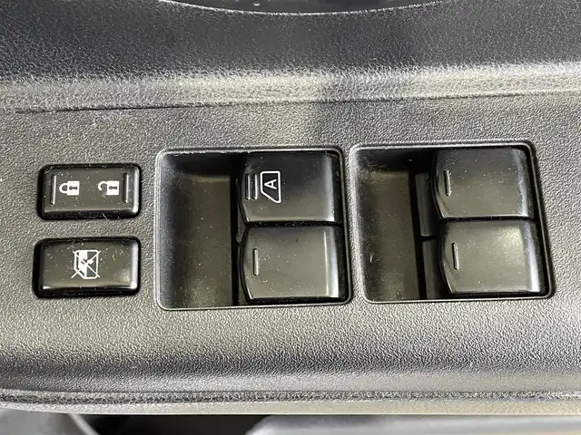 日産 マーチ 12X FOUR 道央・札幌 2011(平23)年 12.1万km ブリリアントシルバー ・４WD/・バックモニター/・ワンセグTV/・純正アルミホイール/・積込スタッドレス/・エンジンスターター/・スペアキー/・プッシュスタート/・電動格納ミラー/・スマートキー