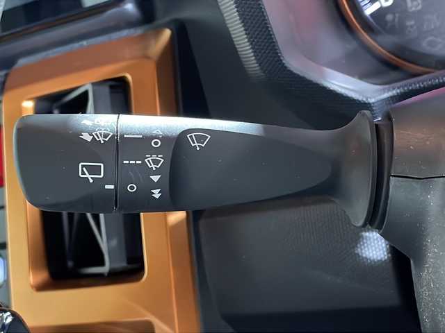 ダイハツ タフト G ターボ 沖縄県 2023(令5)年 5.6万km 緑 県外仕入れ　/禁煙車　/純正９インチディスプレイオーディオ　/（フルセグＴＶ　Ｂｌｕｅｔｏｏｔｈ）　/ガラスルーフ　/前後ドライブレコーダー　/ルーフレール　/アダプティブクルーズコントロール　/衝突被害軽減ブレーキ/車逸脱警報機能/LEDヘッドライト/スマートキー/ステアリングスイッチ/純正ドアバイザー