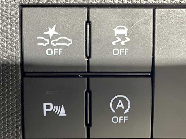 ダイハツ タフト G ターボ 沖縄県 2023(令5)年 5.6万km 緑 県外仕入れ　/禁煙車　/純正９インチディスプレイオーディオ　/（フルセグＴＶ　Ｂｌｕｅｔｏｏｔｈ）　/ガラスルーフ　/前後ドライブレコーダー　/ルーフレール　/アダプティブクルーズコントロール　/衝突被害軽減ブレーキ/車逸脱警報機能/LEDヘッドライト/スマートキー/ステアリングスイッチ/純正ドアバイザー