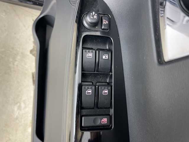 ダイハツ タント カスタム RS SA 道央・札幌 2014(平26)年 13.6万km ブラックマイカメタリック ・４WD/・社外ナビ（HDD＆AM＆FM）/・両側パワースライドドア/・社外前後ドライブレコーダー/・アイドリングストップ/・プッシュスタート/・HIDヘッドライト/・オートライト/・スマートキー/・社外14インチAW/・純正AW付夏タイヤ積込