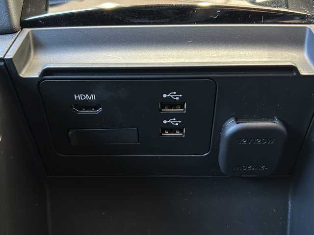 マツダ マツダ３ファストバック 15S ブラックトーンED 静岡県 2023(令5)年 2.1万km プラチナクォーツメタリック 純正ナビ/・FM/AM/・Bluetooth/・USB/・スマートフォン連携/・メモリーオーディオ/主要装備/・衝突軽減/・レーンキープ/・追従クルコン/・BSM/・コーナーセンサー前後/・全方位カメラ/・HUD/・ETC/・ドラレコ前/・ステリモ/・パドルシフト/・電動パーキングブレーキ/・オートホールド/・LEDヘッドライト/・オートライト/・オートハイビーム/・社外フロアマット/・純正アルミホイール