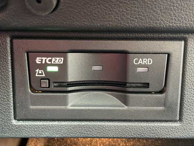 フォルクスワーゲン ゴルフ TSI ハイライン テックED 山形県 2018(平30)年 5.8万km カーボンスチールグレーM 純正SDナビ　(CD/DVD/BT/USB/SD/AUX/フルセグTV)/AppleCarPlay/AndroidAuto/レーダークルーズコントロール/レーンアシストシステム/ブラインドスポットモニター/パドルシフト/デュアルエアコン/電動格納ミラー/プリクラッシュブレーキシステム/疲労検知システム/プロアクティブ・オキュパント・プロテクション/リアクロストラフィックアラート/オートホールド/スペアキー有/社外AW付スタッドレスタイヤ車載