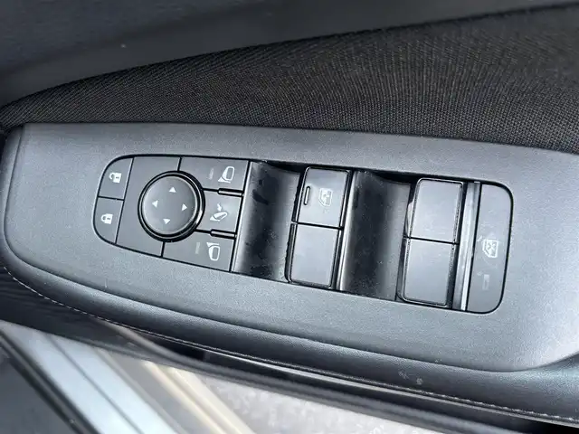 日産 ノート 宮城県 2022(令4)年 6.5万km ブリリアントシルバー 登録時走行距離64845km/純正HDDナビ/フルセグTV/HDMI/BT/カープレイ/AM/FM/USB/置くだけ充電/デジタルインナーミラー/ETC2.0/プロパイロット/運転支援