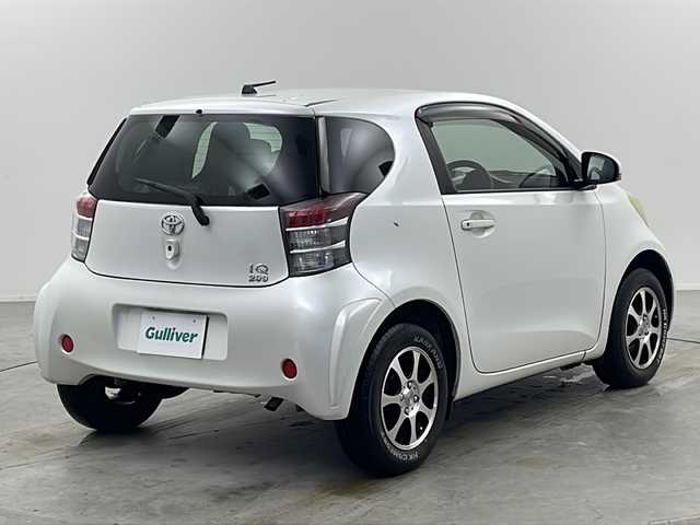 トヨタ ｉＱ 100X 栃木県 2009(平21)年 10.4万km ホワイトパールクリスタルシャイン 社外14インチアルミ/パワーウィンドウ/サイド＋リアエアバッグ/ETC/電動格納ミラー