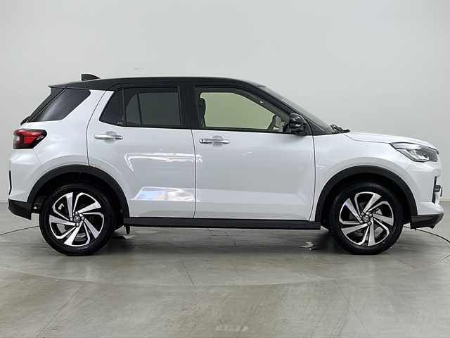 トヨタ ライズ Z 道央・札幌 2025(令7)年 0.1千km ブラックマイカメタリック/シャイニングホワイトパール ・4WD/・寒冷地仕様/・純正ディスプレイオーディオ　/&TV&BT&HDMI&AndroidAuto&Appiecarplay/・全方位カメラ/・スマートアシスト/・クルーズコントロール/・前席シートヒーター/・プッシュスタート/・LEDヘッドライト/・LEDフォグ/・オートマチックハイビーム/・オートライト/・スマートキー