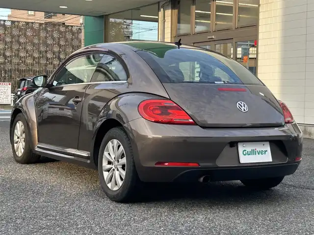 フォルクスワーゲン ザ・ビートル デザイン 愛知県 2015(平27)年 10.2万km グラシオーサブラウンメタリック 純正ナビ/（AM/FM/CD/DVD/BT/フルセグ）/バックカメラ/ETC/フロアマット/純正アルミ/キーレス/取説/保証書