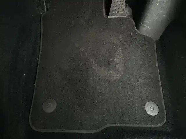 フォルクスワーゲン ザ・ビートル デザイン 愛知県 2015(平27)年 10.2万km グラシオーサブラウンメタリック 純正ナビ/（AM/FM/CD/DVD/BT/フルセグ）/バックカメラ/ETC/フロアマット/純正アルミ/キーレス/取説/保証書