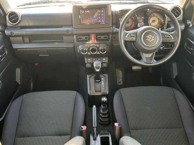 スズキ ジムニー XC 沖縄県 2021(令3)年 2.2万km ブルーイッシュブラックパール3 社外ディスプレイオーディオ（Bluetooth・CD・DVD）/バックカメラ/ドライブレコーダー/ETC/シートヒーター/レーンキープアシスト/衝突軽減システム/オートライト/LEDヘッドライト/ヘッドライトウォッシャー/電動格納ミラー/ステアリングスイッチ/サイドバイザー/マッドフラップ/ウィンカードアミラー