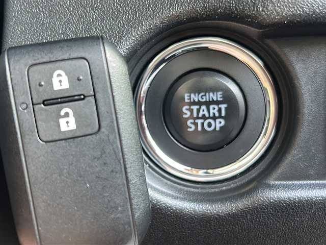 スズキ ジムニー XC 沖縄県 2021(令3)年 2.2万km ブルーイッシュブラックパール3 社外ディスプレイオーディオ（Bluetooth・CD・DVD）/バックカメラ/ドライブレコーダー/ETC/シートヒーター/レーンキープアシスト/衝突軽減システム/オートライト/LEDヘッドライト/ヘッドライトウォッシャー/電動格納ミラー/ステアリングスイッチ/サイドバイザー/マッドフラップ/ウィンカードアミラー