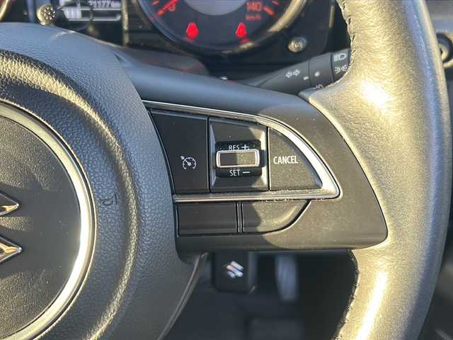 スズキ ジムニー XC 沖縄県 2021(令3)年 2.2万km ブルーイッシュブラックパール3 社外ディスプレイオーディオ（Bluetooth・CD・DVD）/バックカメラ/ドライブレコーダー/ETC/シートヒーター/レーンキープアシスト/衝突軽減システム/オートライト/LEDヘッドライト/ヘッドライトウォッシャー/電動格納ミラー/ステアリングスイッチ/サイドバイザー/マッドフラップ/ウィンカードアミラー