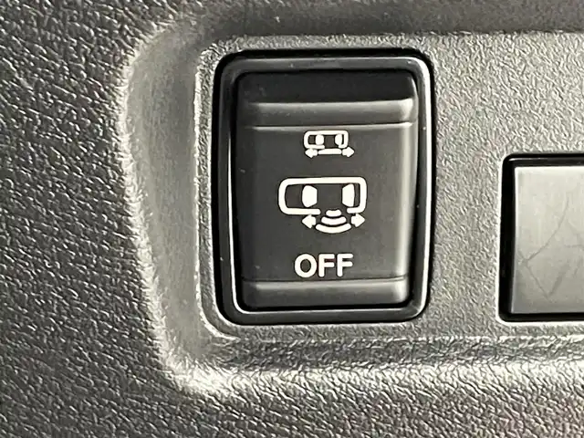 日産 ルークス ハイウェイスター X 滋賀県 2021(令3)年 3.4万km スパークリングレッドM 純正9インチナビ/（Bluetooth/CD/DVD/フルセグTV）/全方位カメラ/片側パワースライドドア/クリアランスソナー/レーンキープアシスト/LEDヘッドライト/オートマチックハイビーム/前方ドライブレコーダー/純正ビルトインETC/衝突軽減ブレーキ/スマートキー/プッシュスタート