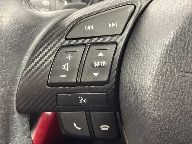 マツダ デミオ XD ミッドセンチュリー 大阪府 2015(平27)年 4万km ソウルレッドプレミアムメタリック スマートシティブレーキサポート/純正メモリナビ/・CD/・DVD/・Bluetooth/・USB/・フルセグTV/バックカメラ/クルーズコントロール/LEDオートライト/フォグランプ/シートヒーター/純正16インチアルミホイール/ヘッドアップディスプレイ/AT誤発進抑制制御/パドルシフト/スマートキー/ETC