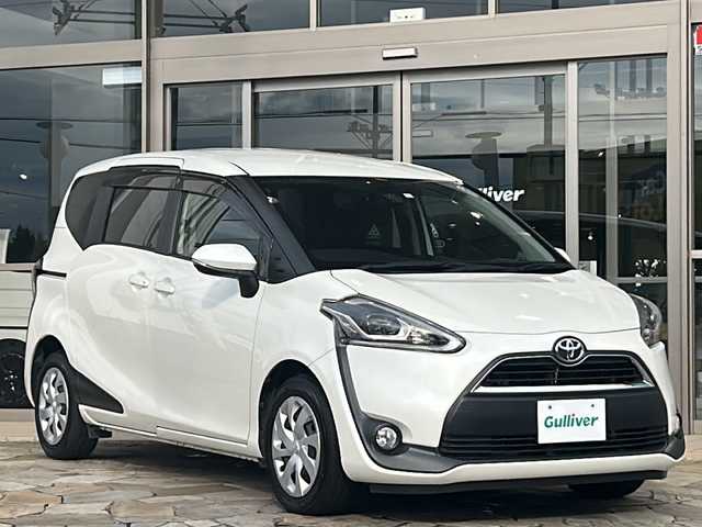 トヨタ シエンタ G クエロ 静岡県 2018(平30)年 5.6万km ホワイトパールクリスタルシャイン 社外ナビ(カロッツェリア)/・CD/DVD/・FM/AM/・フルセグTV/・Bluetooth/・SD/・ミュージックサーバー/主要装備/・バックカメラ/・両側パワースライドドア/・衝突被害軽減システム/・オートハイビーム/・レーンディパーチャーアラート/・先行車発進お知らせ/・ＥＴＣ/・アイドリングストップ/・横滑り防止装置/・ＬＥＤヘッドライト/・ハーフレザー